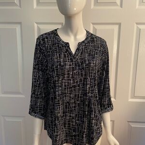 Notations Black and White Relaxed Tunic Blouse